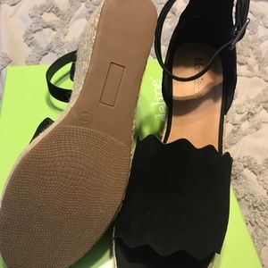 Madeline Dany wedge shoes (never been worn)